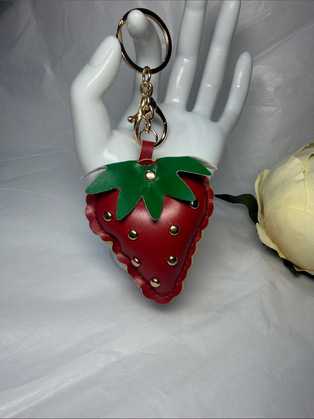 Strawberry Charm Key & Card Holder - Red/Green